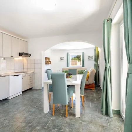 - Sibenik Riviera 36429 Appartement