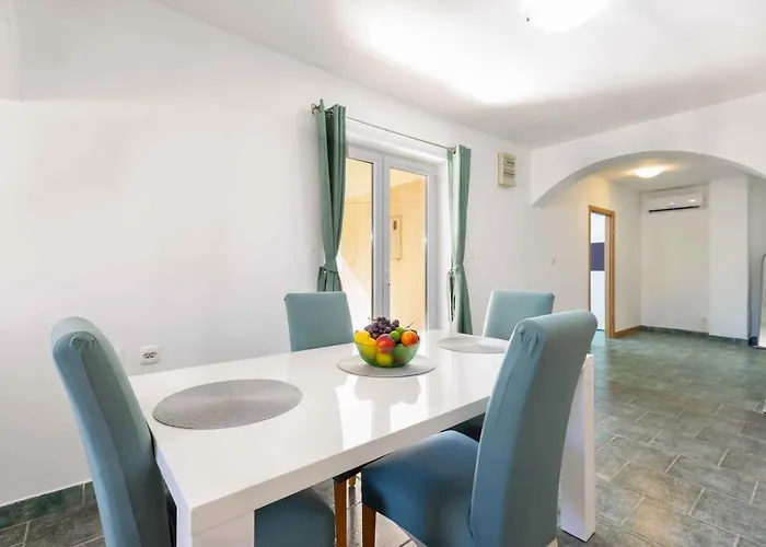 - Sibenik Riviera 36429 Апартаменты